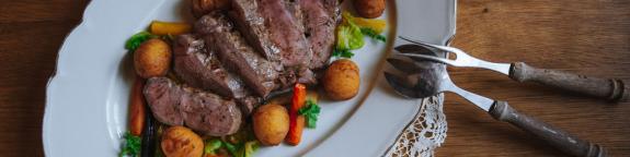 Angerichtetes und Angeschnittenes Filet